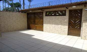 Imagem 3: EXCELENTE CASA NA PRAIA DO INDAIÁ - 2 QUARTOS SENDO 1 SUITE E GARAGEM PARA 2 CARROS