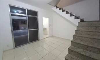 Imagem 2: Aluga-se uma Ótima Casa de 02 Quartos em Bento Ribeiro com 1 Vaga - Leia a Descrição