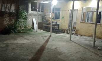 Imagem 2: Vendo uma casa Casa com 1 dormitório