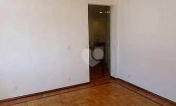 Imagem 3: Apartamento com sala, 2 quartos (2 suítes), lavabo, vaga, reformado, à venda, 82 m² por R