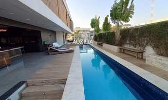 Imagem 3: Casa mobiliada com 4 suítes e ótima área de lazer à venda em Sorocaba no Condomínio Chácar