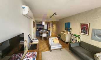 Imagem 4: Imóvel mobiliado e recém reformado com cozinha integrada, 1 suíte , 1 dormitório e amplo q