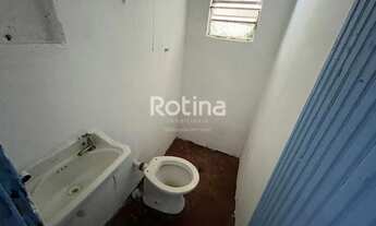 Imagem 7: Casa para aluguel, 2 quartos, 1 vaga, Saraiva - Uberlândia/MG