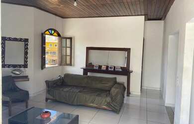 Imagem 2: Casa comercial para aluguel possui 100 metros quadrados com 2 quartos em Villas do Atlân