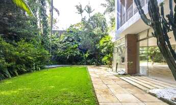 Imagem 9: Casa com projeto assinado por João Batista Vilanova Artigas