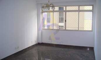 Imagem: Apartamento reformado com suíte com varanda