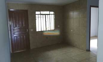 Imagem 7: CASA com 2 dormitórios para alugar com 65m² por R$ 850,00 no bairro São João - CURITIBA