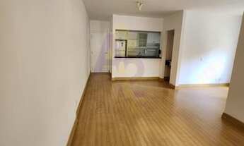 Imagem 6: Apartamento em excelente estado com 2 dormitórios e 2 vagas em prédio moderno e com lazer