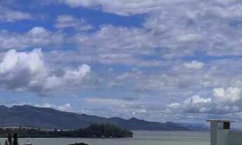 Imagem 4: Apartamento com 2 dormitórios sendo 1 suíte e vista livre em Barreiros - São José - SC