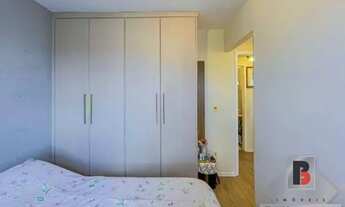 Imagem 2: Apartamento no Alto da Mooca, 62m2, 02 quartos, sala com sacada e 01 vaga