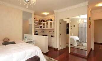 Imagem 3: Sobrado para aluguel e venda possui 850 metros quadrados com 8 quartos