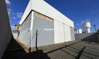 Imagem 2: Galpão 700m² Galpão / depósito com aluguel por R$7.500 /mês