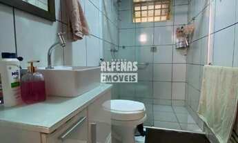 Imagem 4: Excelente Casa com 3 Quartos e 100m² à Venda no Eldorado