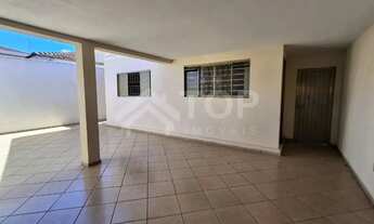 Imagem 4: Excelente casa de 3 dormitórios, em excelente localização no bairro Jardim Beatriz, próxim