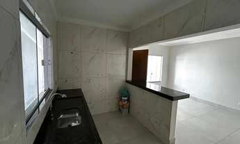 Imagem 5: Casa de rua à venda com 110m², 3 quartos, 1 suíte, banheiro social e vaga de garagem. Casa