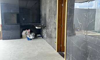 Imagem 4: Padang - casa pronta