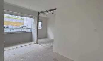 Imagem 5: APARTAMENTO A VENDA NO TÉRREO 2 QUARTOS COM SALA ALMPLIADA E VARANDA COM ENVIDRAÇAMENTO NO