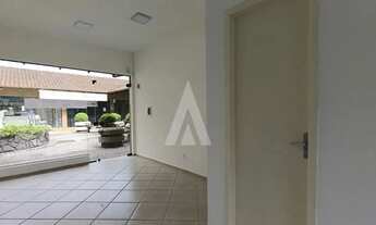 Imagem 4: Sala comercial no centro de Pirabeiraba, em ponto estratégico e com excelente visibilidade