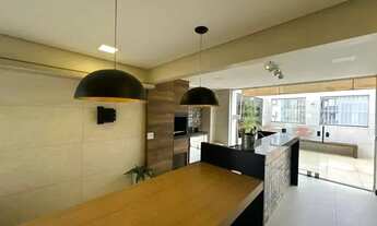 Imagem: Imóvel para venda tem 228 metros quadrados