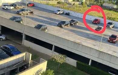 Imagem 4: Apartamento com 2 quartos, 1 vaga e elevador no bairro Igara em Canoas