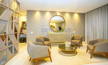 Imagem 7: Viva com Exclusividade: Casa de 450m² com 4 Suítes, Closet e Espaços Integrados no Lago No