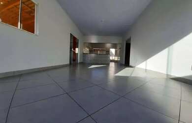 Imagem 6: Vendo essa linda casa com piscina no Conjunto Ajuricaba!