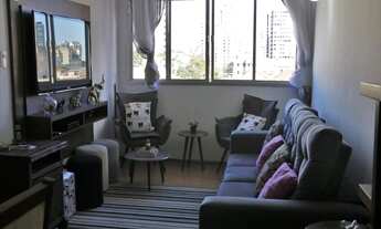 Imagem 3: Rua Afonso Celso, rua plana ao lado do metrô Santa Cruz