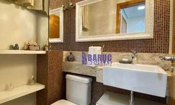 Imagem 3: Apto amplo com 03 Suítes, sacada com churrasqueira, com 141m2, completo de armários, local