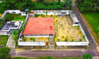 Imagem 3: Casa de condomínio térrea para venda tem 180 metros quadrados com 5 quartos