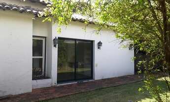 Imagem 7: Casa de 400 metros quadrados no bairro Jardim América com 6 quartos