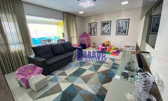 Imagem 5: Apto amplo com 03 Suítes, sacada com churrasqueira, com 141m2, completo de armários, local