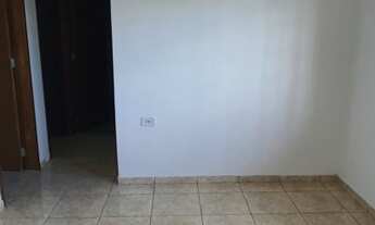 Imagem 3: Casa Comercial com 3 quartos para alugar por R$ 1100.00 à venda por R$ 460000.00, 100.00 m