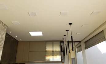 Imagem 5: Belissima Casa Jardim Botânico - Acabamento Excelente com Area Gourmet Espaçosa