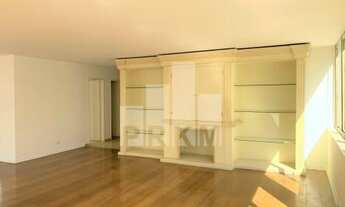 Imagem 5: Jardins - No Coração do Jardins. 257 M² ÚTEIS. Três dormitórios (um suíte), duas vagas dem