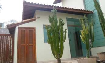 Imagem 5: Alugo excelente casa em condomínio, 4 suítes, com área de lazer completa, Macaé RJ