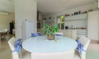 Imagem 3: Casa Condomínio Alphaville 10 mobiliada e decoração Fina. 5 Suítes