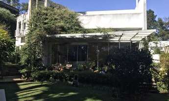 Imagem: CASA RODEADA PELO VERDE