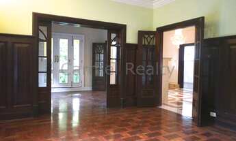 Imagem 7: Casa com 4 Quartos à Venda, 450 m² por R$ 5.600.000