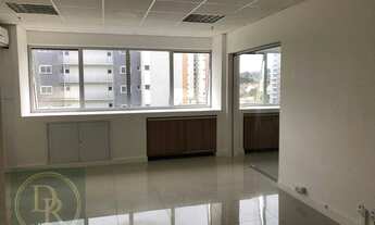 Imagem 2: Sala para alugar, 58 m² por R$ 2.999,99/mês - Central Parque - Porto Alegre/RS