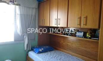 Imagem 7: Boa localização, fácil acesso à condução e comércio local farto