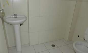 Imagem 6: Loja em edifício, próxima ao metrô, com mezzanino, 20 vagas e depósito. Pé direito duplo