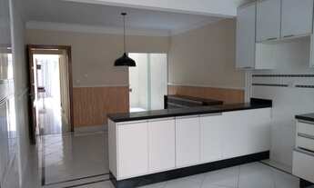 Imagem 3: Casa para venda possui 180m com 3 Suítes em Parque São Domingos / Vila Mangalot - São Paul