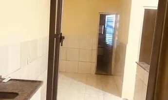 Imagem 6: Casa coroa grande água e luz incluso