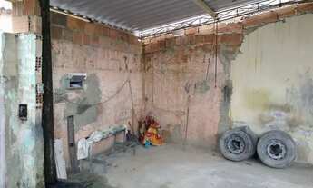 Imagem 6: Vendo um terreno com cozinha e um banheiro pequeno valor 85.000,00