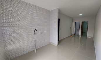 Imagem 2: Condomínio Rio Manso Casa reformada, garagem coberta, toda no porcelanato a venda.