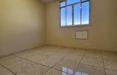 Imagem 6: Taquara/Merck: 2 qtos com estacionamento: R$ 700,00. Em frente ao Mercadao de Jacarepaguá