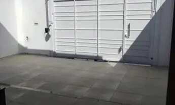 Imagem 2: Casa para venda com 80 metros quadrados com 2 quartos, 1 sala, 1 cozinha, área externa