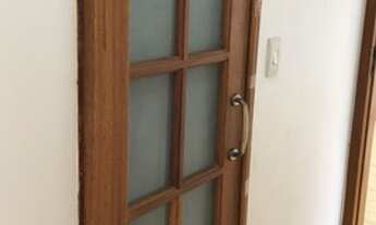 Imagem 3: Alugo apartamento na Tijuca: Salão, dois quartos sendo uma suíte com armários e vaga