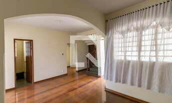 Imagem 3: Casa para Aluguel - Carlos Prates, 3 Quartos, 140 m2