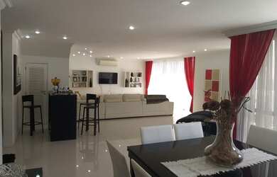 Imagem 7: Vendo Maravilhoso apto Duplex 320 m²frontal 4 qtos piscina excelente marcenaria 4vg portei